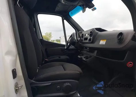 2023 Mercedes-Benz Sprinter 2500 Standard Roof 4-Cyl Gas from USA, damaged, VIN W1Y40BHY6PT130327